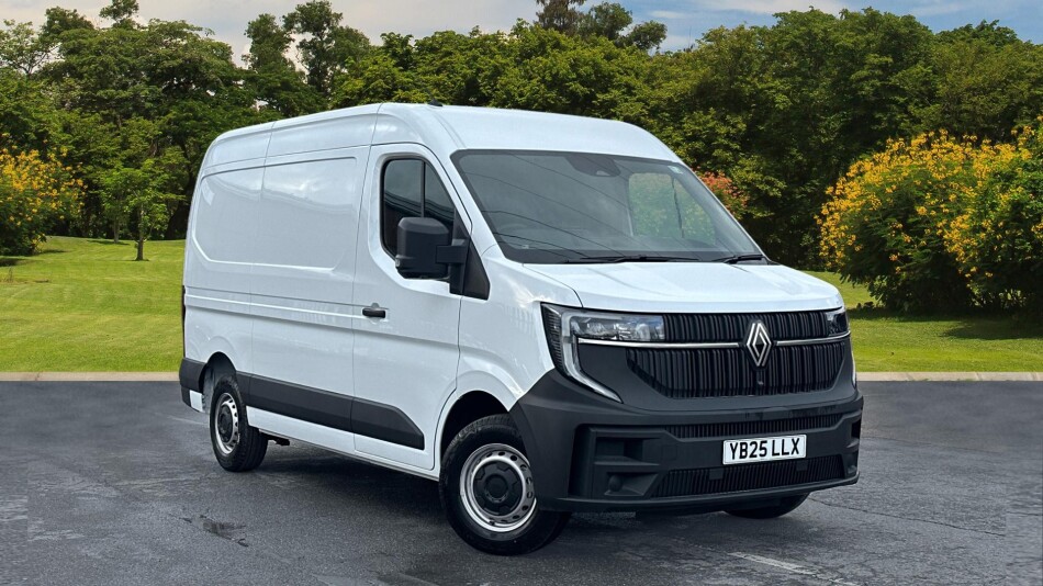 Renault Master Mwb Diesel Fwd MM35 Blue dCi 130 Advance Medium Roof Van